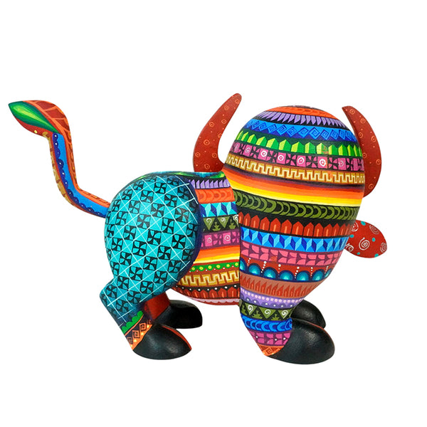 Lucero Fuentes: Bull Woodcarving Alebrije