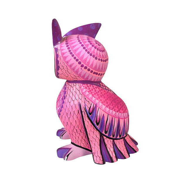 (LYWY) Lucero Fuentes: Beautiful Owl Woodcarving