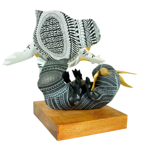 Luis Angel Lucamo: Dancing Axolotls Woodcarving