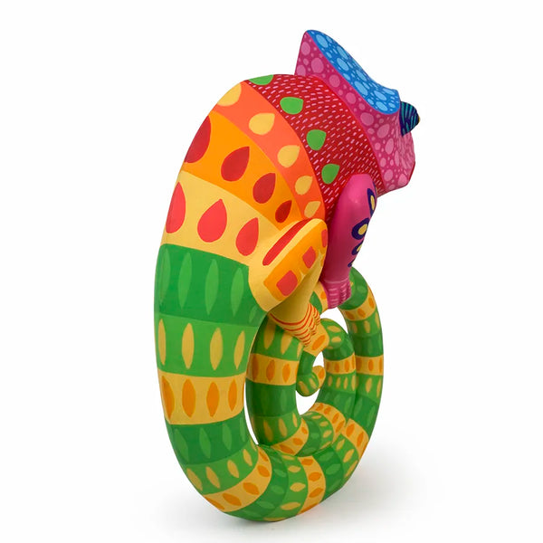 Luis Pablo: Contemporary Art Chameleon Woodcarving