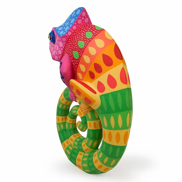 Luis Pablo: Contemporary Art Chameleon Woodcarving
