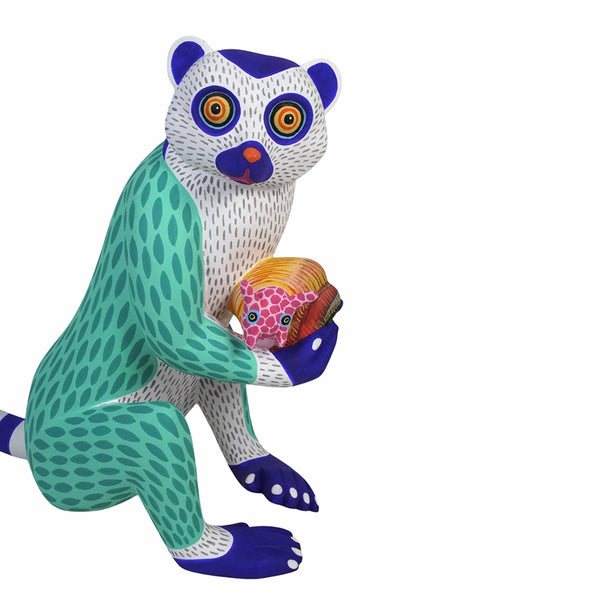 Luis Pablo: Lemur and Snail Woodcarving