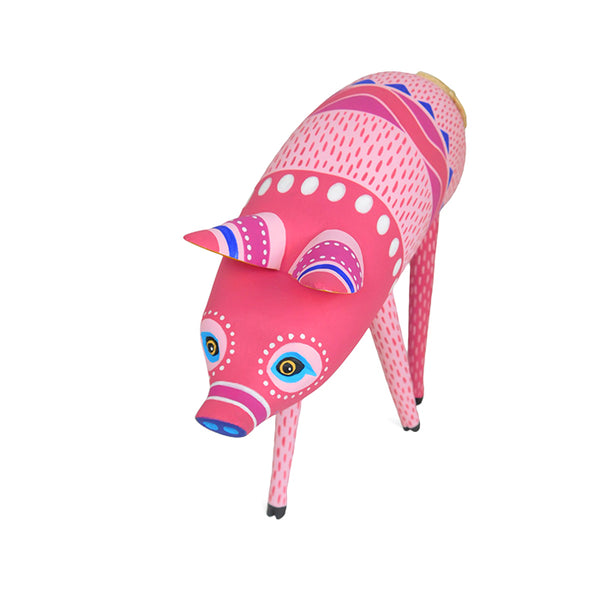 Luis Pablo: Elegant Pig Woodcarving