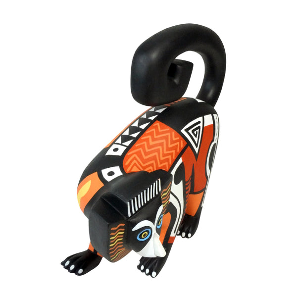 Luis Pablo: Stunning Red Ruffed Lemur Woodcarving