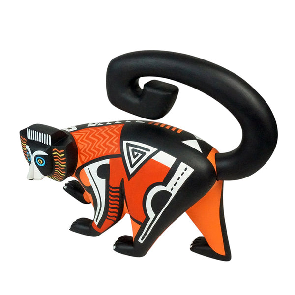 Luis Pablo: Stunning Red Ruffed Lemur Woodcarving