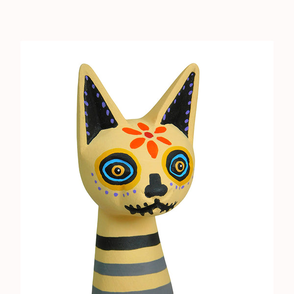 Luis Pablo: Creme Day of the Dead Cat Woodcarving (LYWY)