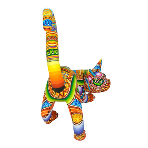 Magaly Fuentes: Playful Cat Woodcarving