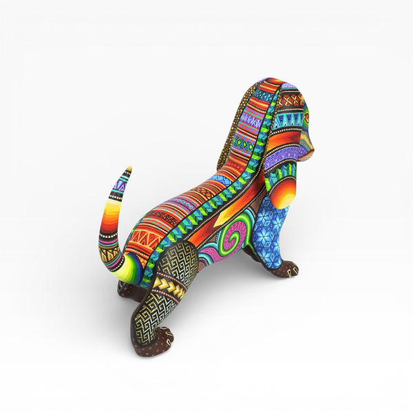 Magaly Fuentes: Adorable Dog Woodcarving
