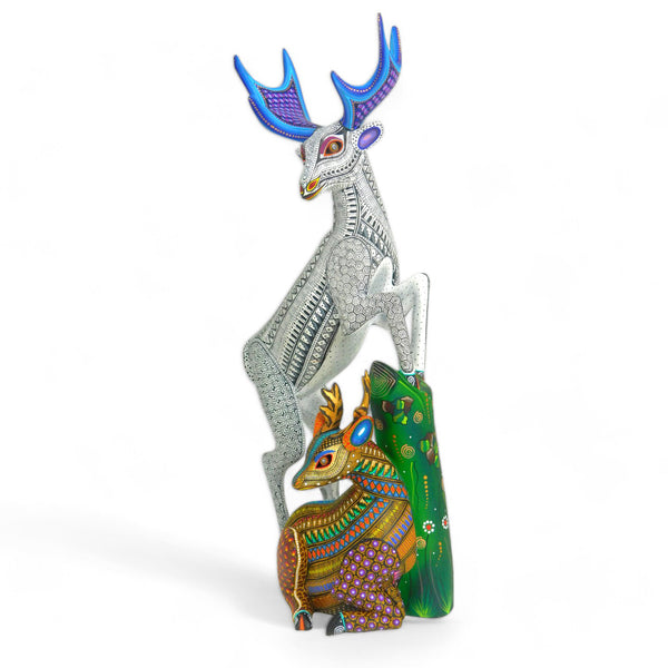 Manuel Cruz: One Piece Sculpture Deer & Fawn