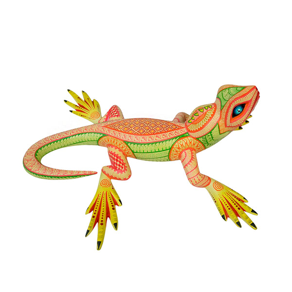Maricela Hernandez: Exquisite Iguana Sculpture