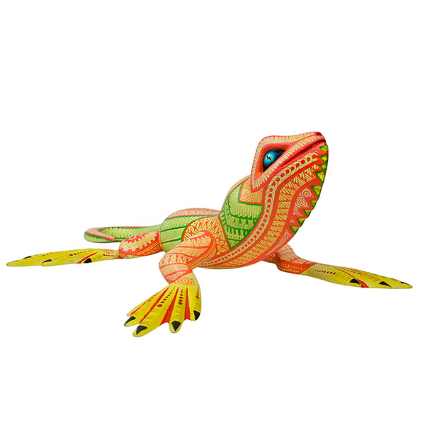 Maricela Hernandez: Exquisite Iguana Sculpture