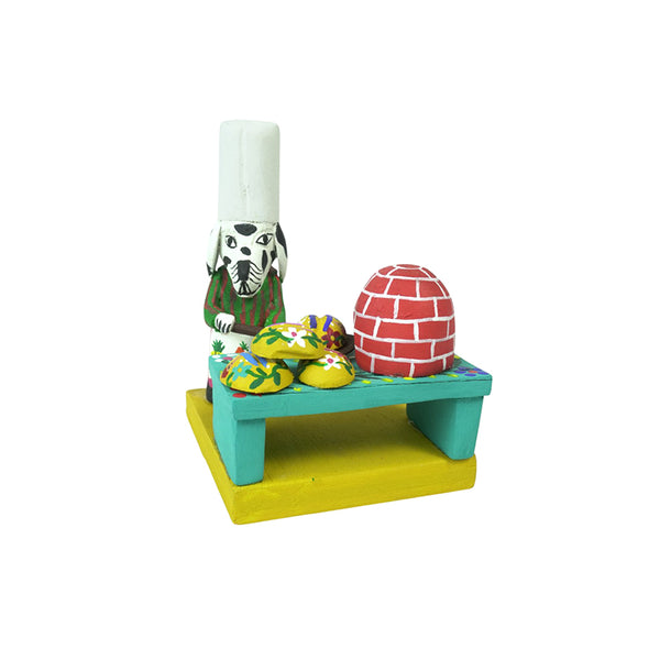 Maximino Santiago: Bakery Alebrije