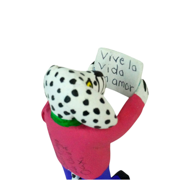 Maximino Santiago: Dalmatian Reader Woodcarving