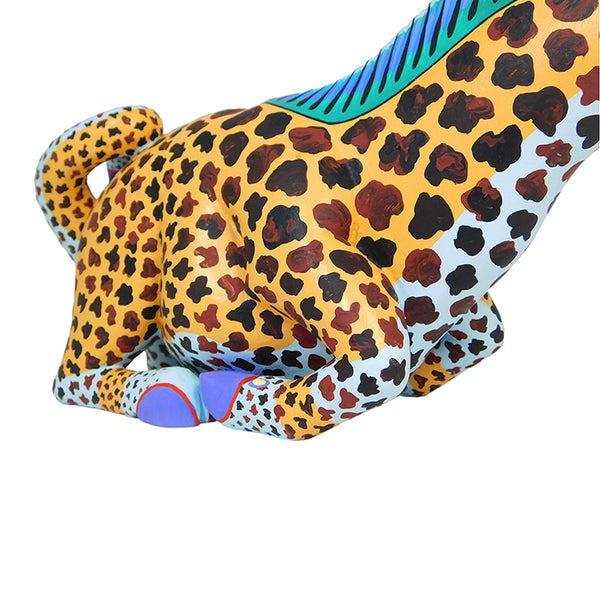 Miguel Santiago: African Giraffe Alebrije