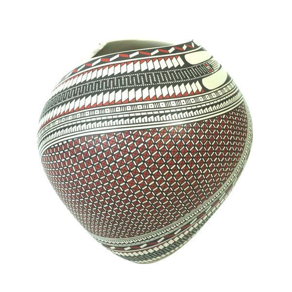 Mirna Hernandez: Beautiful Cuadritos Olla Pottery