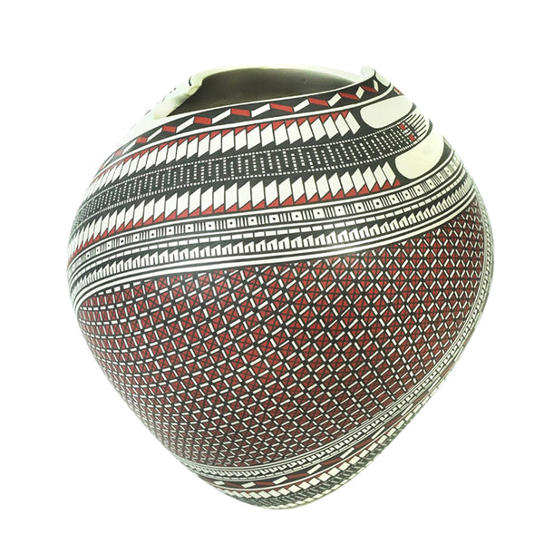 Mirna Hernandez: Beautiful Cuadritos Olla Pottery