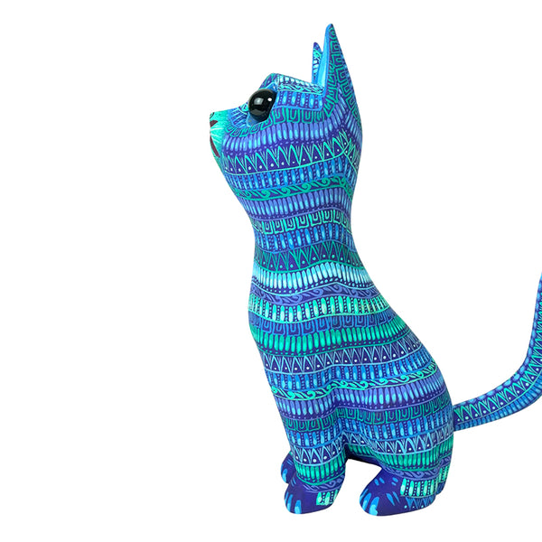 Oscar Carrillo: Cat Sculpture