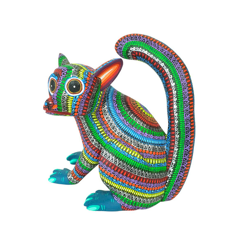 Oscar Carrillo: Rainbow Lemur Sculpture