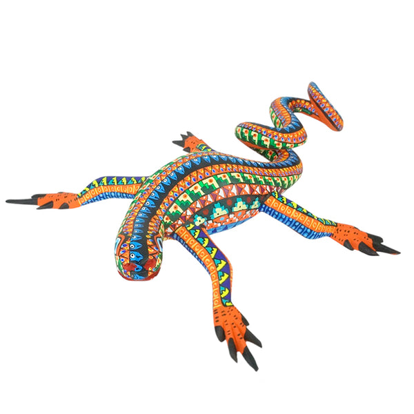 Oscar Carrillo: Oaxacan Lizard Woodcarving