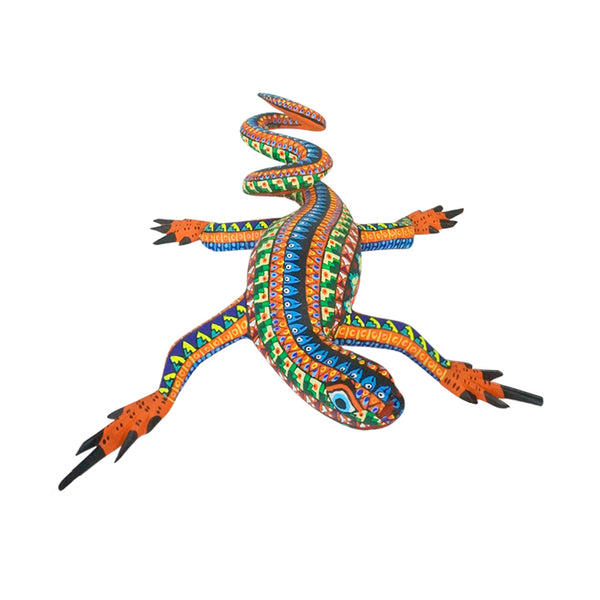 Oscar Carrillo: Oaxacan Lizard Woodcarving