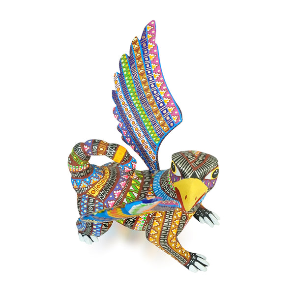 Oscar Carrillo: Little Griffin Woodcarving