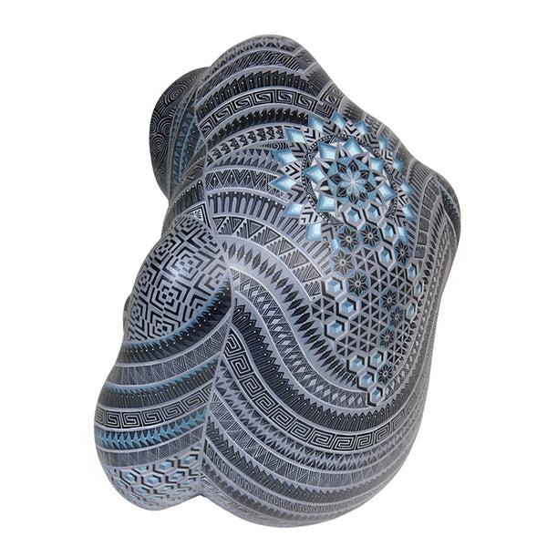 Pedro Carreno: Stunning Orangutan Woodcarving