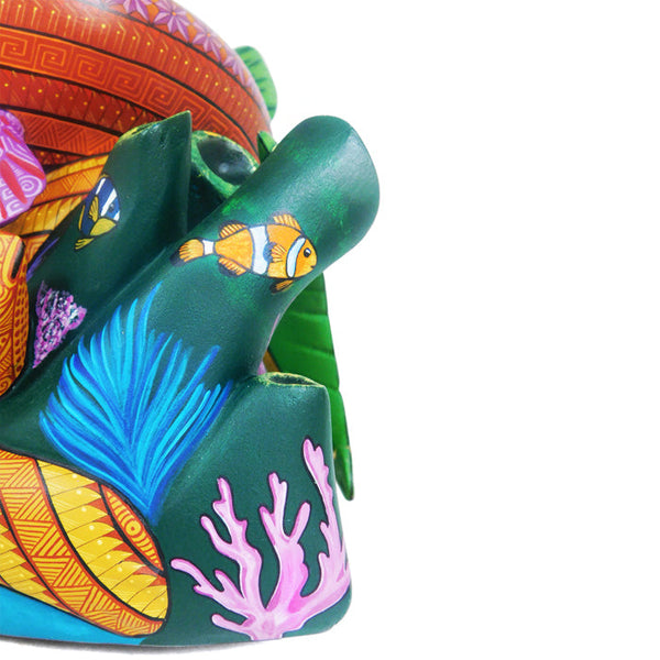 Pedro Carreño: Magnificent Sea Life Sculpture (LYWY)