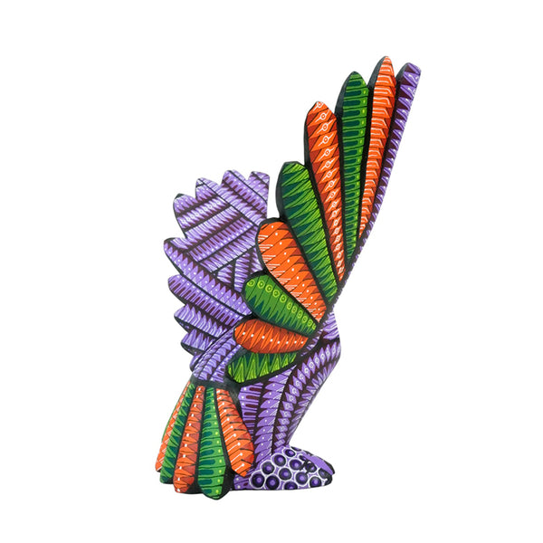 Pedro Carreno: Owl Woodcarving