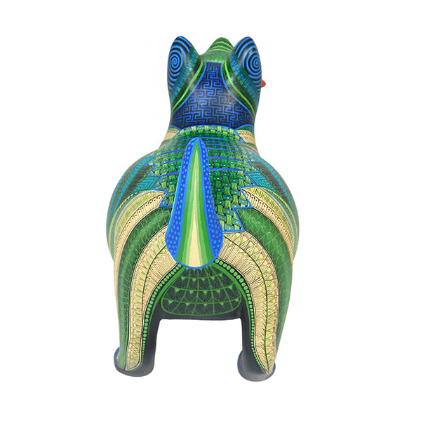 Isabel Fabian: Colima Dog Woodcarving