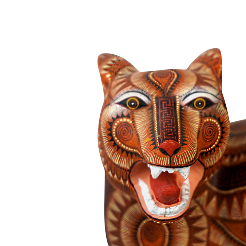 Rocio Fabian: Fierce Jaguar Woodcarving