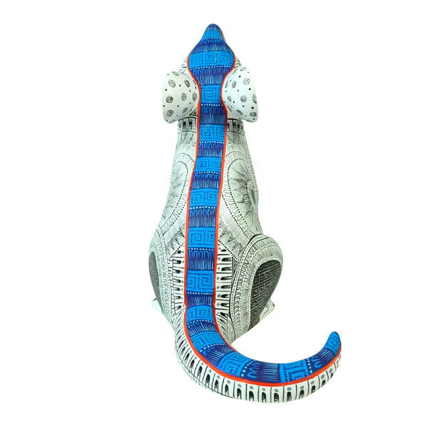 Rocio Fabian: Mouse Woodcarving