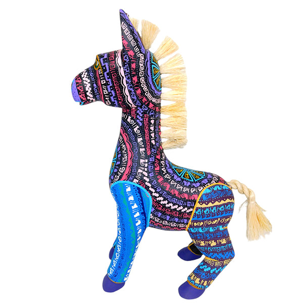 Saulo Mandarin: Donkey Woodcarving