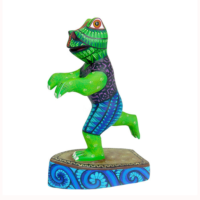 Socorro Roque: Surf’s Up! Froggy Alebrije Woodcarving