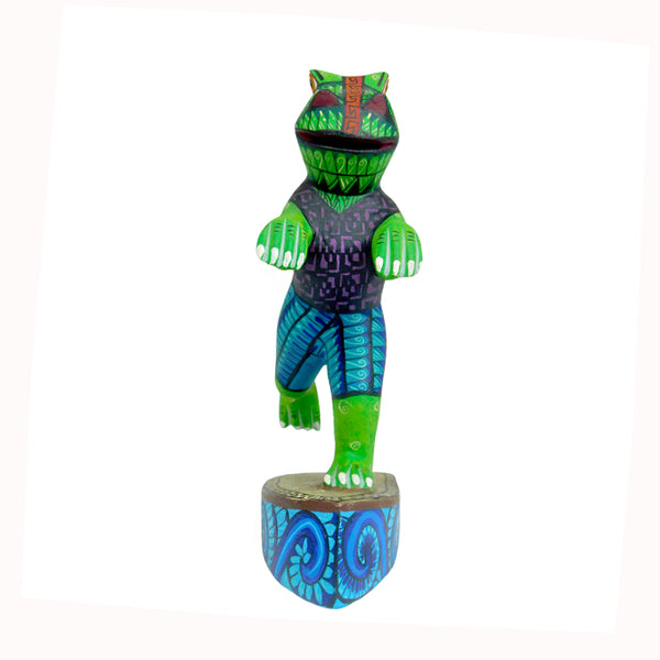 Socorro Roque: Surf’s Up! Froggy Alebrije Woodcarving