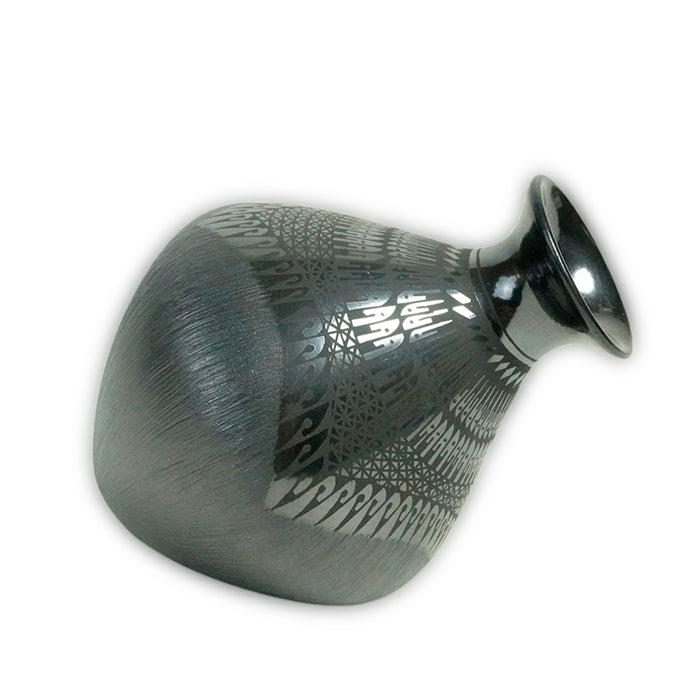 Susy Martinez: Black on Black Olla Mata Ortiz