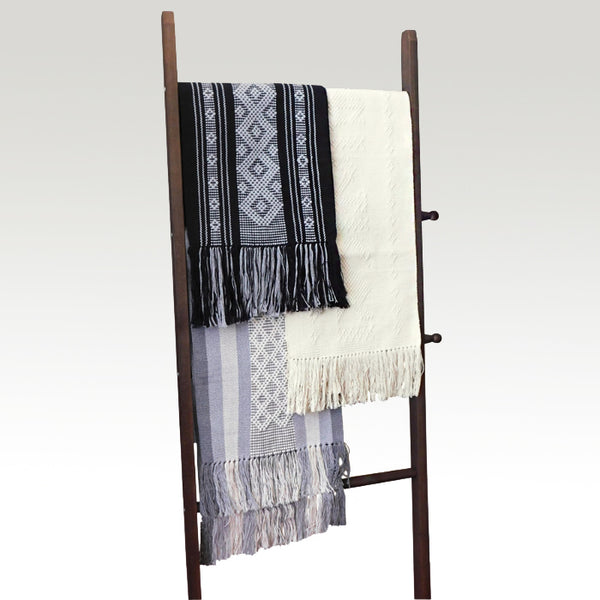 Elegant Table or Bed Runner Oxford Grays Jalieza