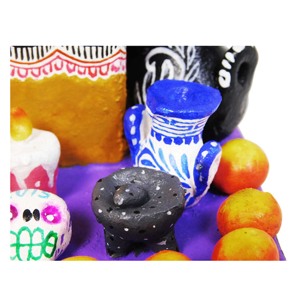 Saul Montesinos: Day of the Dead Ofrenda