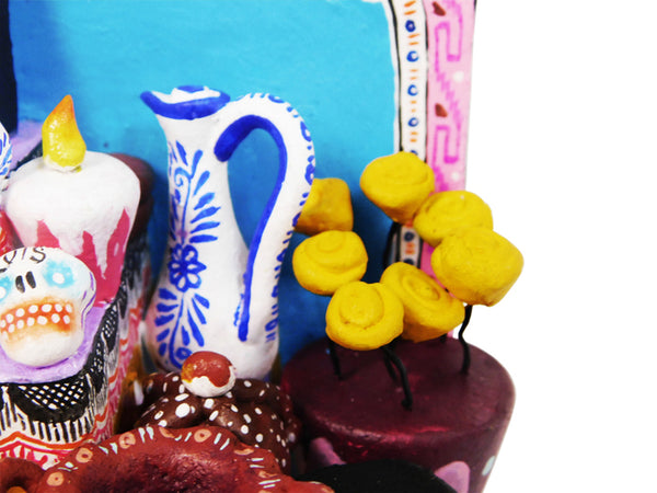 Saul Montesinos: Day of the Dead Ofrenda