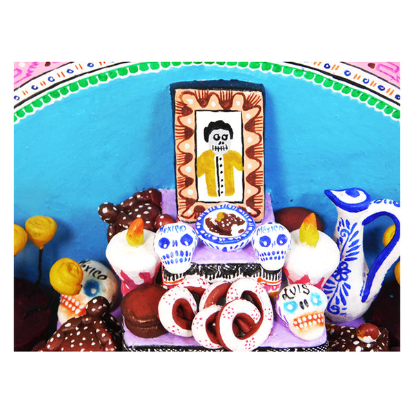 Saul Montesinos: Day of the Dead Ofrenda