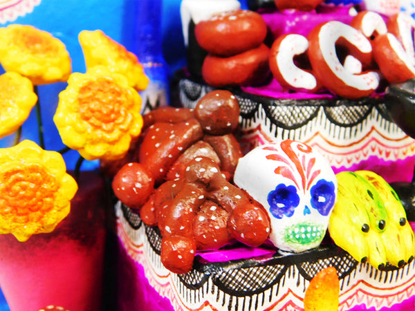 Saul Montesinos: Day of the Dead Ofrenda