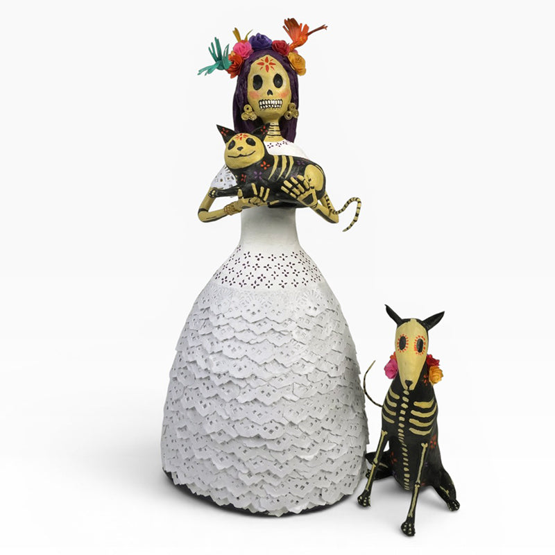 Antonio Alonso: Impressive Frida with Her Pets Paper Mache