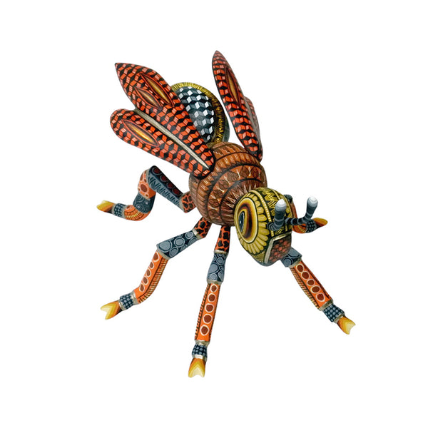 Omar & Areli Cruz: Beautiful Wasp Woodcarving