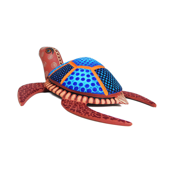 Omar & Areli Cruz: Little Turtle Woodcarving