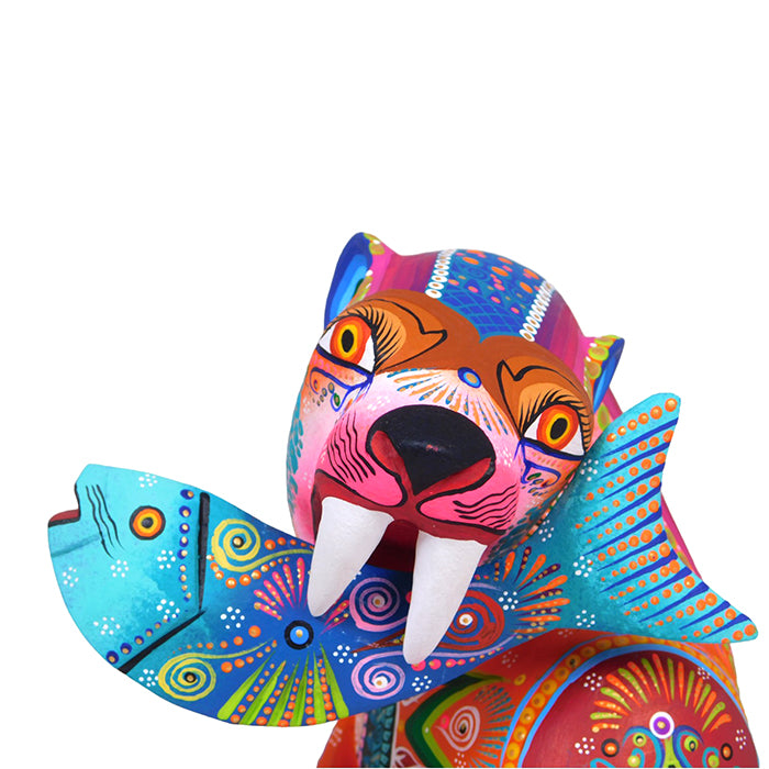 Cesar Melchor: Bear with Fish Woodcarving