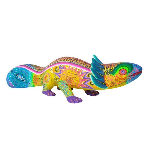 Cesar Melchor: Golden Axolotl Woodcarving