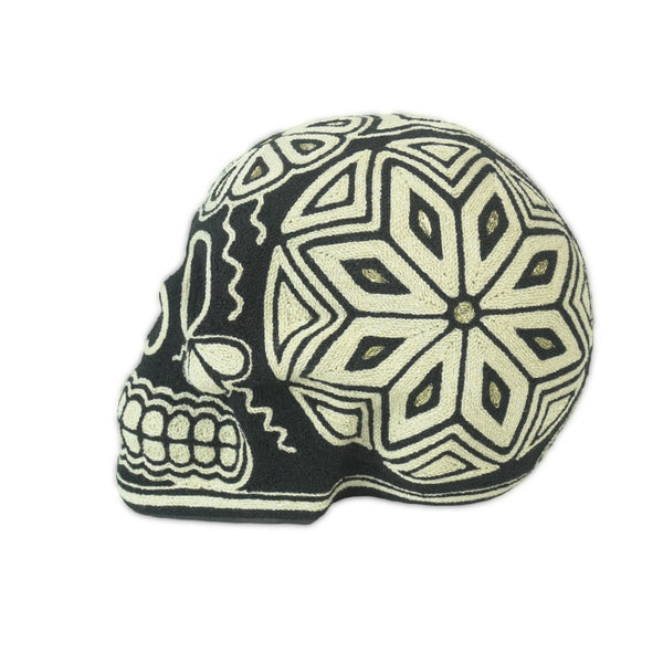 Huichol: Yarn Sacred Balance Skull
