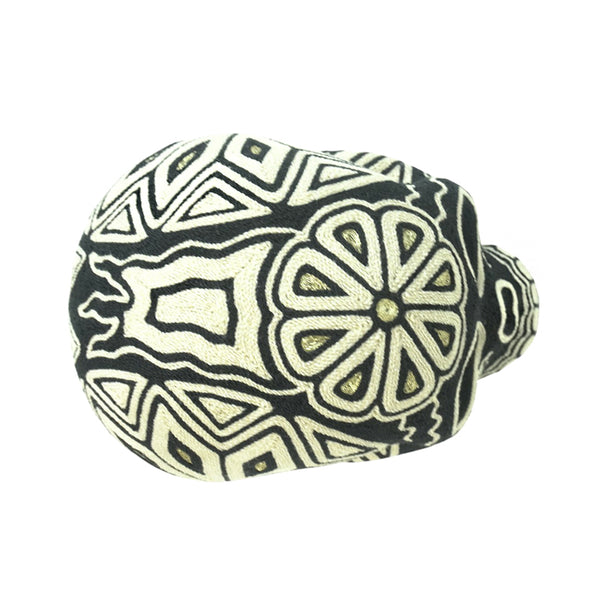 Huichol: Yarn Sacred Balance Skull