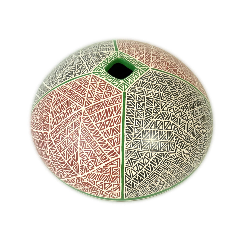 Daisy Ramirez: Seed Pot Pottery