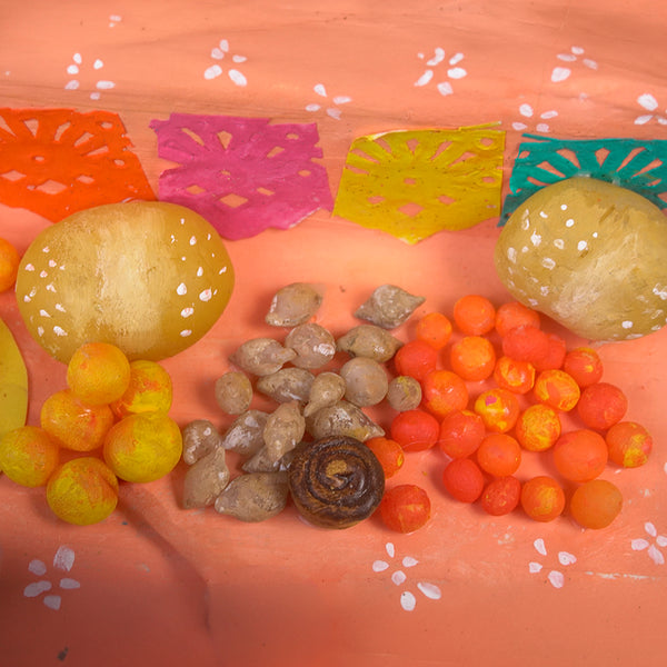 Antonio Alonso: Day of the Dead Ofrenda Paper Mache