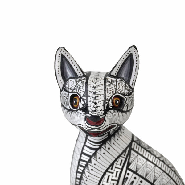 Marco & Leticia Hernandez: Little Dog Alebrije